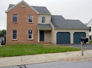 33 Horseshoe Dr, Ephrata, PA