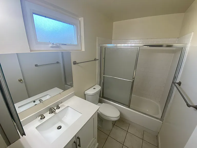 285 E Del Mar Blvd #3 — Photo 10