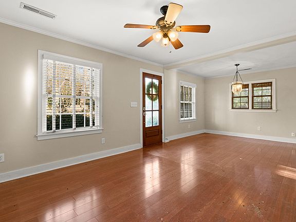 5th image of 33 Rahn Rd