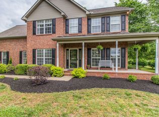 1933 Victorian Rd, Columbia, TN 38401