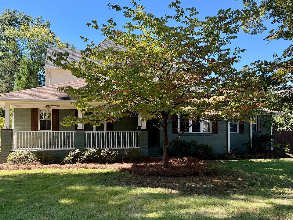 300 Fieldbrook Pl