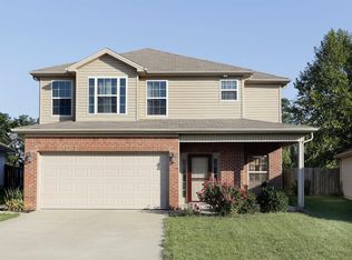 1928 Millbank Rd, Lexington, KY 40511