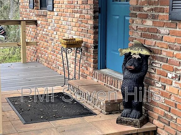 3rd image of 18828 Star Hill Ln