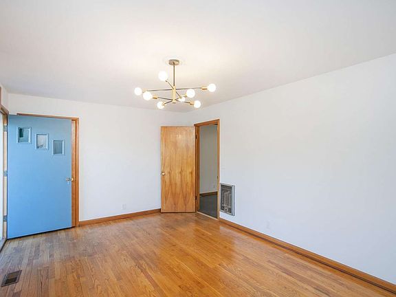 5th image of 212 Trousdale Ave