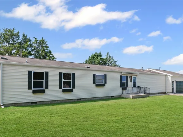 407 W Donald St, Fithian, IL 61844