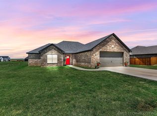 28 Grace Ln, Calera, OK 74730