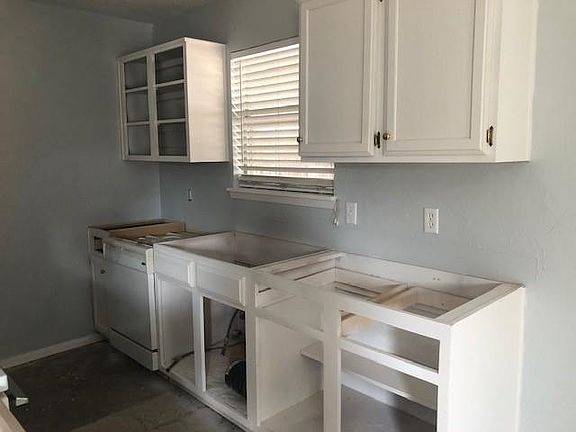 4th image of 4225 Sunrise Dr