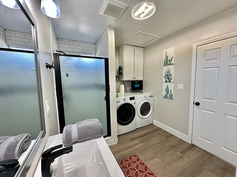 master bathroom with washer/dryer