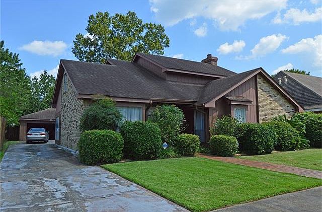 1st image of 52 Yosemite Dr