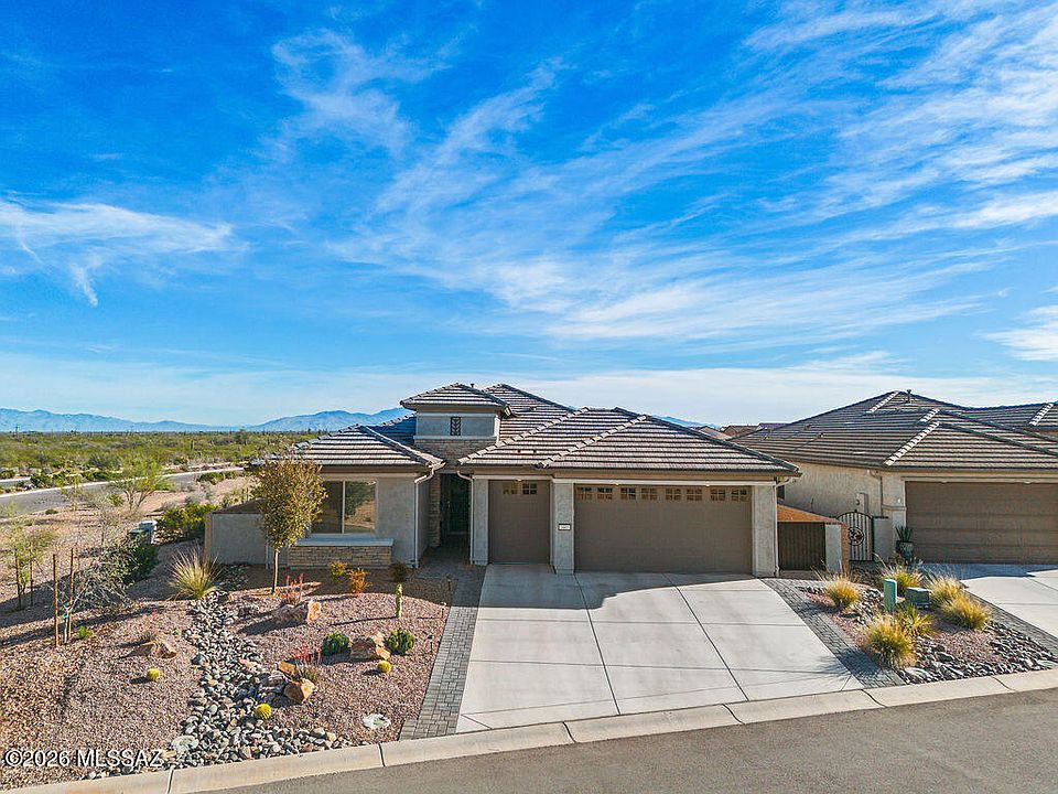 1st image of 1605 E Balestra Way