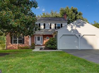 1328 Rock Chapel Rd, Herndon, VA 20170