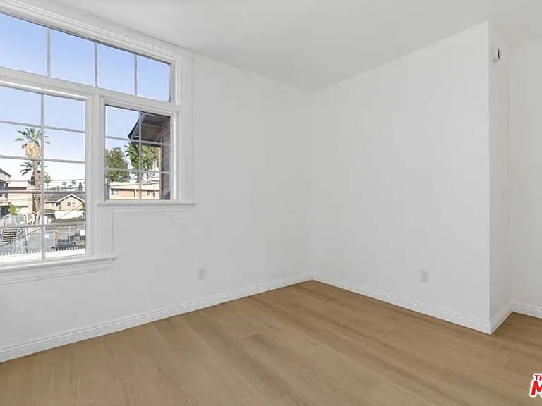 1125 S Lake St #2 — Photo 9