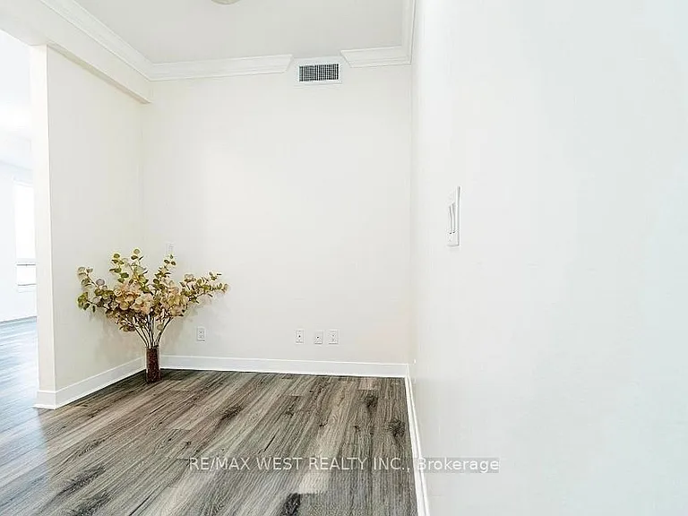 840 Queens Plate Dr #1402 — Photo 7