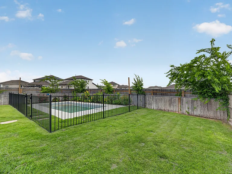 2964 Vista Pkwy — Photo 29