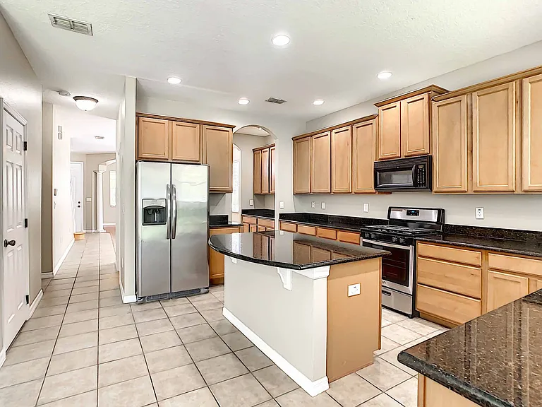 4824 River Gem Ave — Photo 5