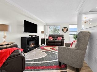 88 Tollgate Rd #212, Brantford, ON N3R7R5