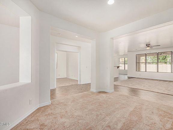 5th image of 311 W JAMAICA Place