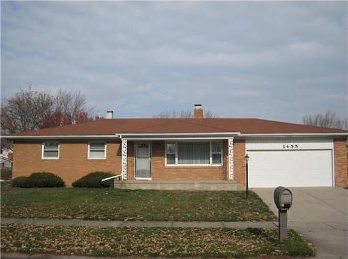1st image of 1455 Berkshire Dr E
