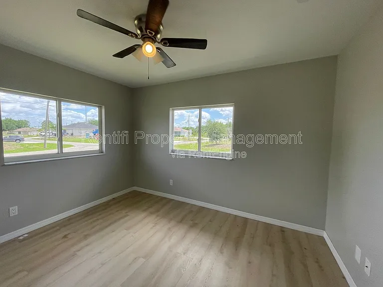 142 Gordon Ave S — Photo 6