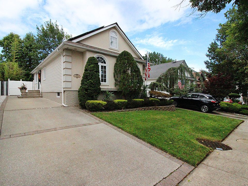 1st image of 43 Alysia Ct