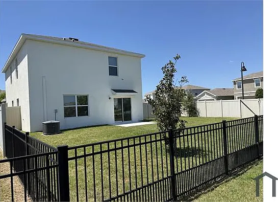 3126 Suncoast Blend Dr — Photo 7