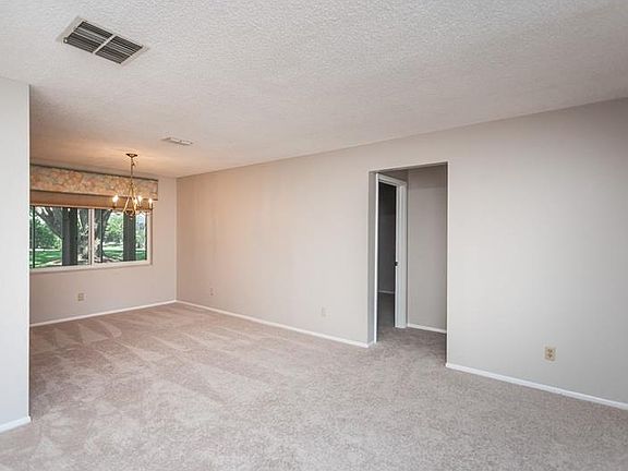 5th image of 1013 Tarns Ct