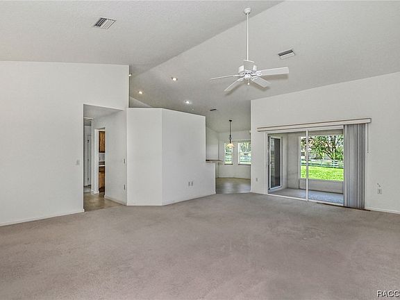 3rd image of 1140 E Whirl Away Cir