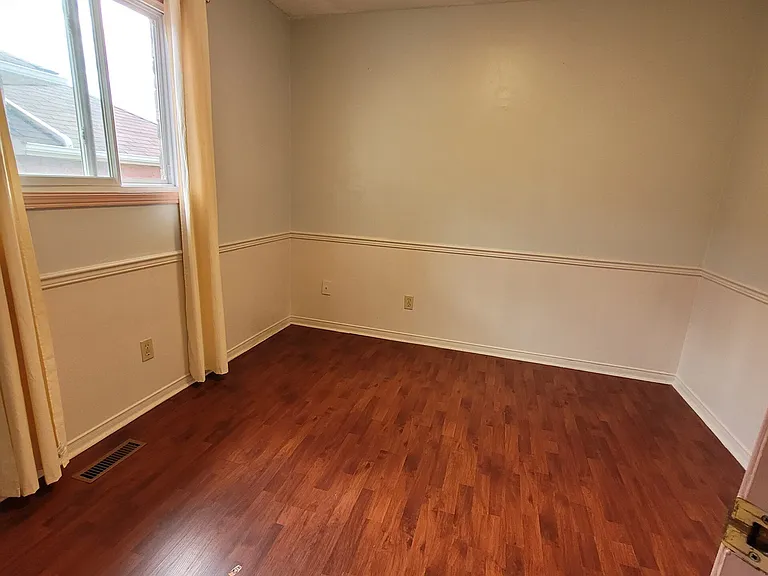 1448 Eddie Shain Dr — Photo 9
