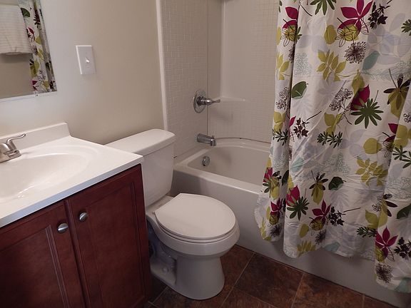 3rd image of 5321 Stokes Ln