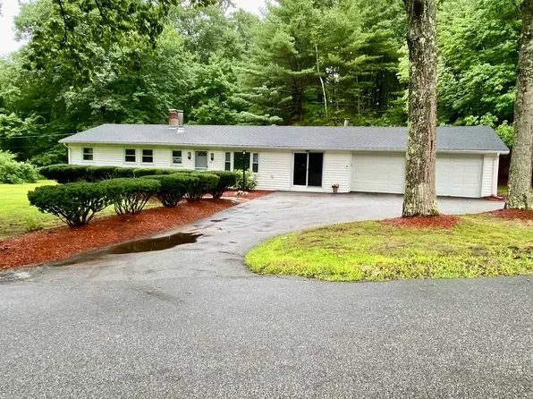 18 West Stearns Avenue, Hooksett, NH 03106