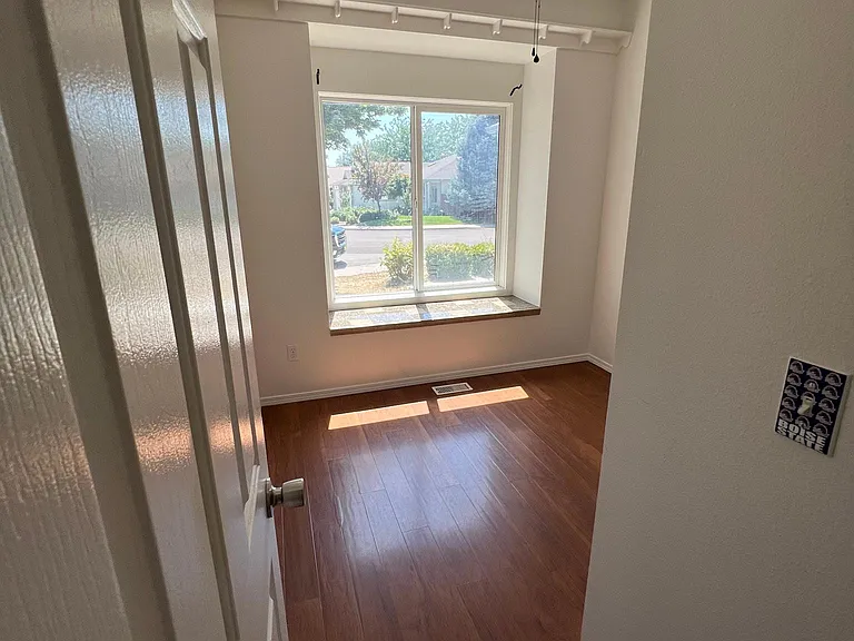 74 W Davenport Dr — Photo 11