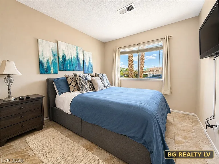 6600 Light Breeze Dr — Photo 13