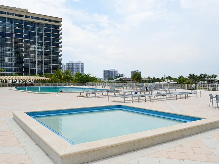 1950 S Ocean Dr #8K — Photo 31