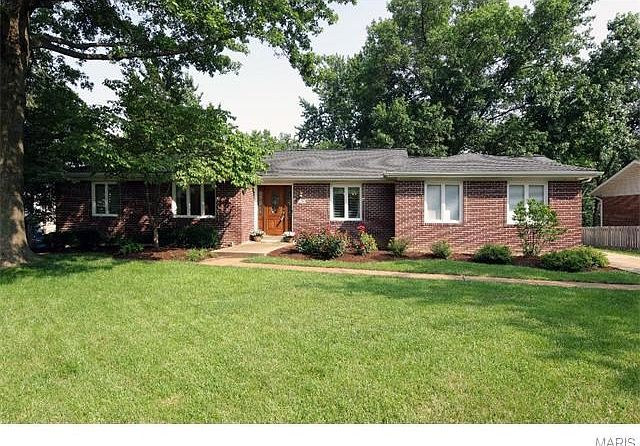 1st image of 1002 Bridgeport Dr