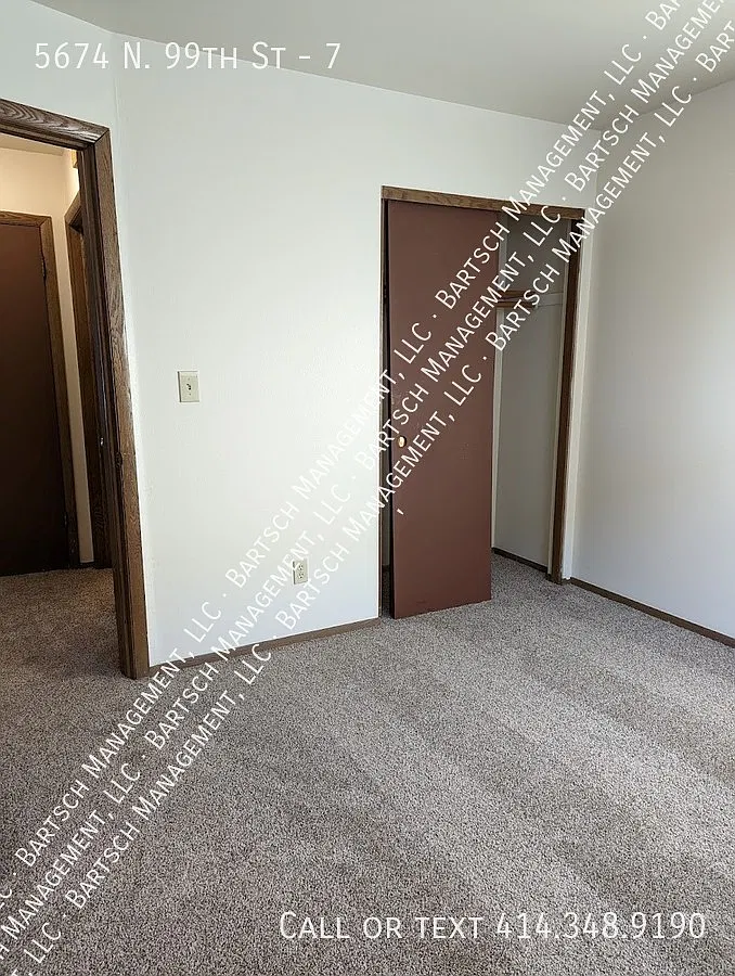 2 bed, $1,050 — Photo 4