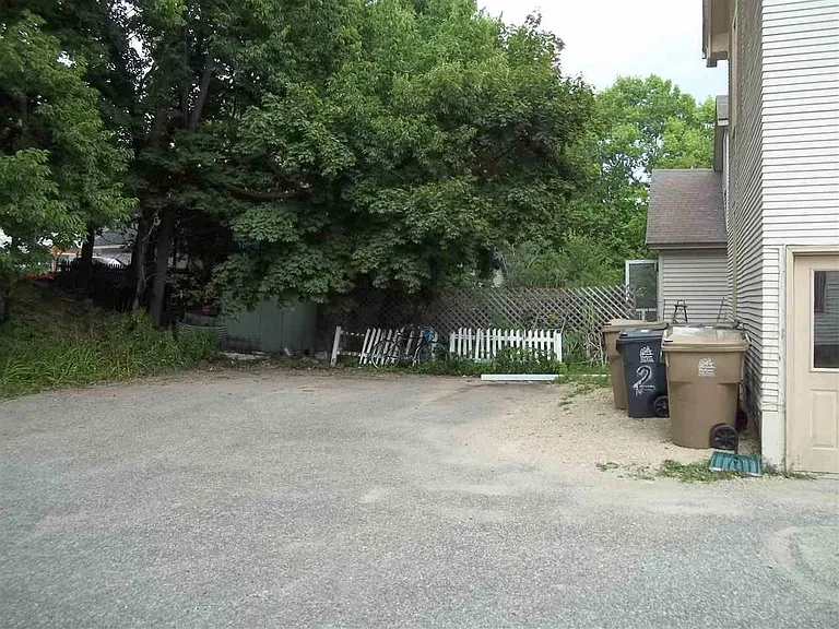 1020 E Johnson St #1 — Photo 22