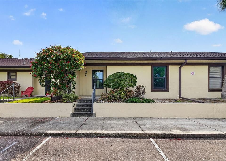 1st image of 1345 Daffodil Pl #605