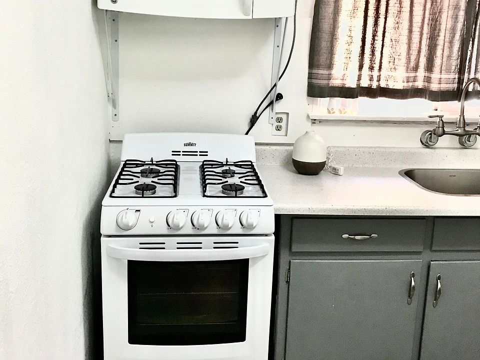 1st image of 285 W 14th St #285