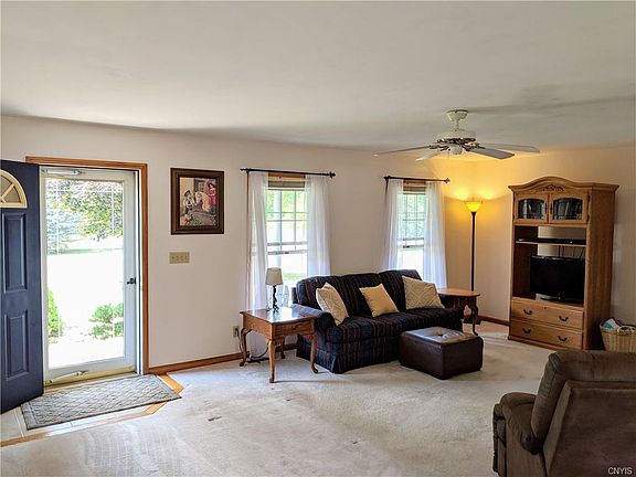 4th image of 11520 Misty Meadow Dr