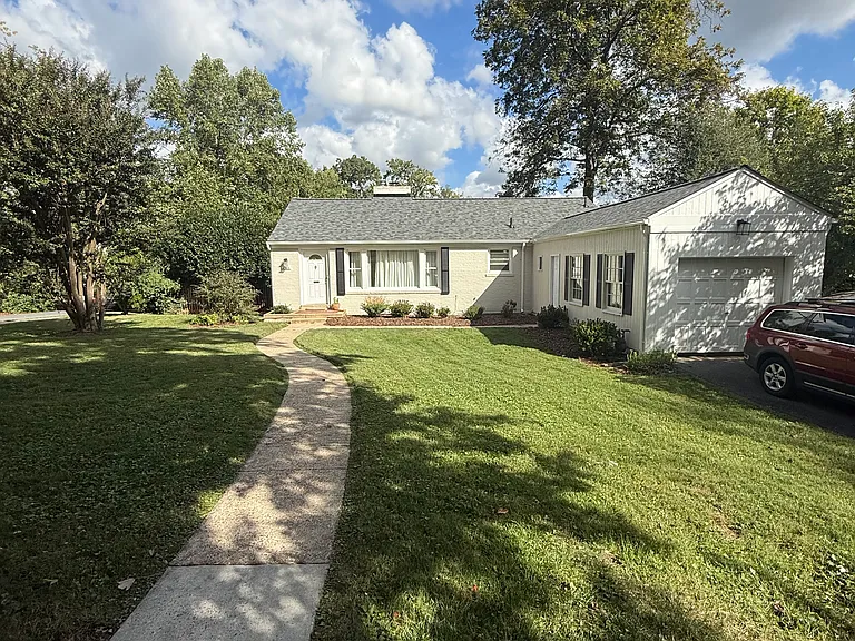 4325 Maple Ave — Photo 1
