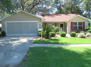 1208 Laurel Oak Ln, Lady Lake, FL 32159