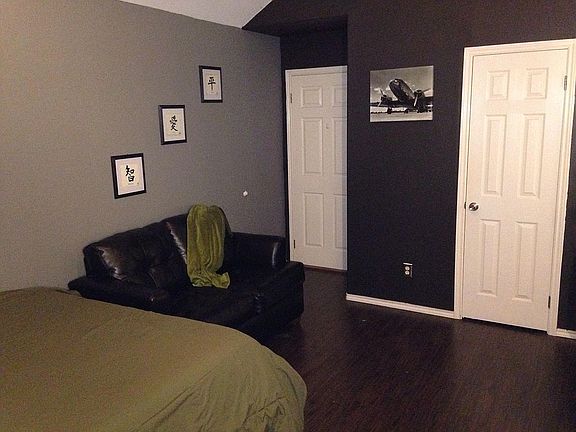 4th image of 421 Dove Ave