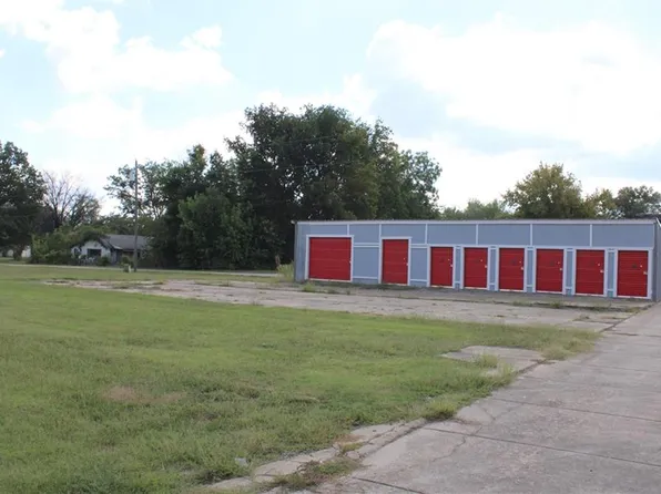 212 S Military Ave, Mulberry, KS 66756