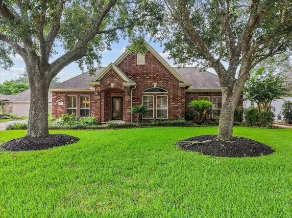 4215 Dover Ave, Santa Fe, TX 77510
