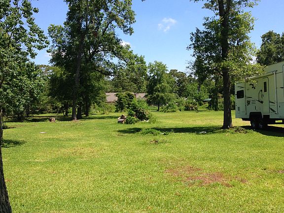 5th image of 1002 Shore Acres Blvd