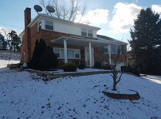 2535 Eastwood Dr, York, PA 17402