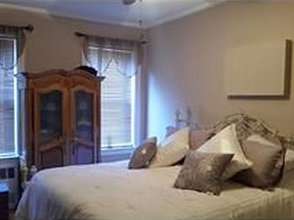 4th image of 3323 Avenue