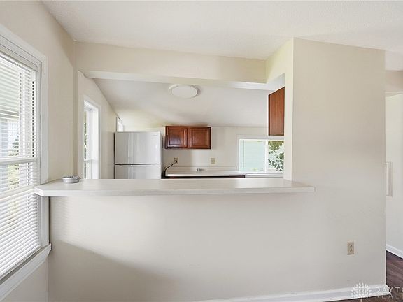 4th image of 1712 Patterson Rd