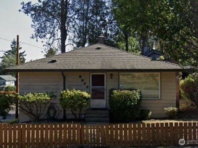 9056 9th Avenue NW, Seattle, WA, 98117