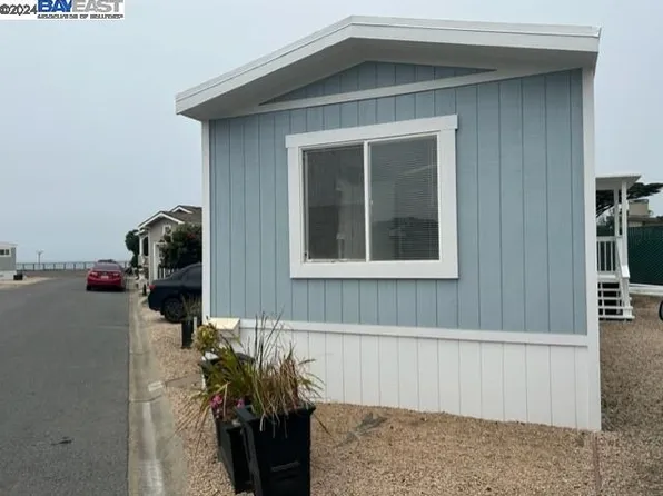 564 5th Ave, Pacifica, CA 94044
